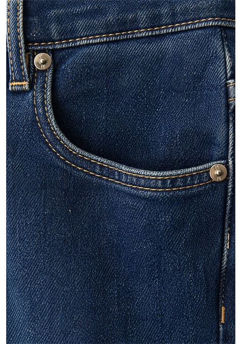 Jeans PT Torino in denim blu scuro con leggere sfumature, essenziale e versatile. PT TORINO | JEANS | C5-DP05Z0S0210